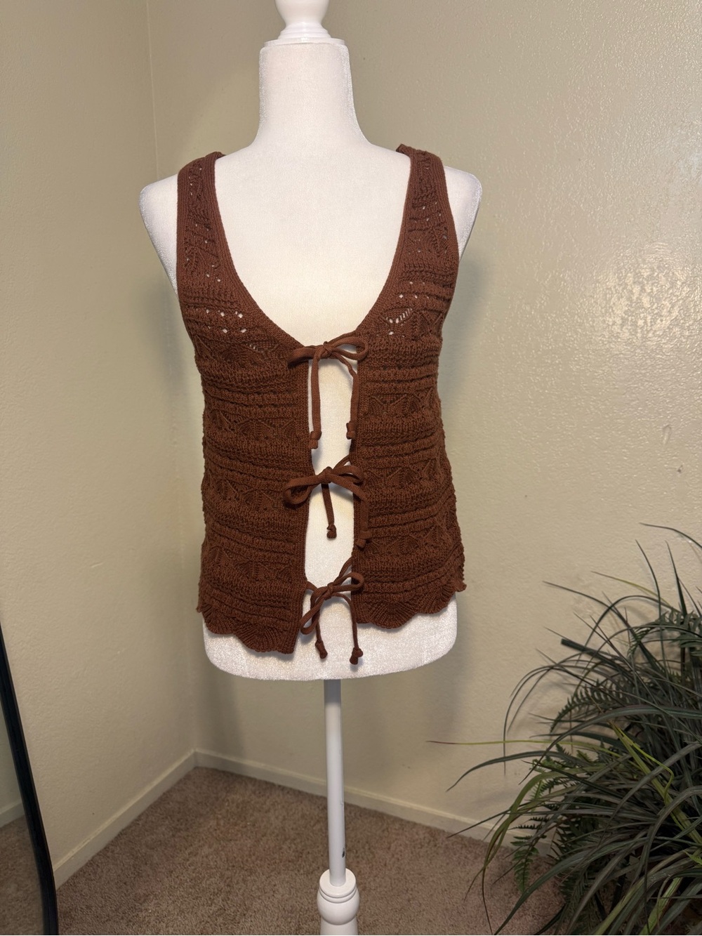 Brown Crochet Tie-Front Women's Vest Top